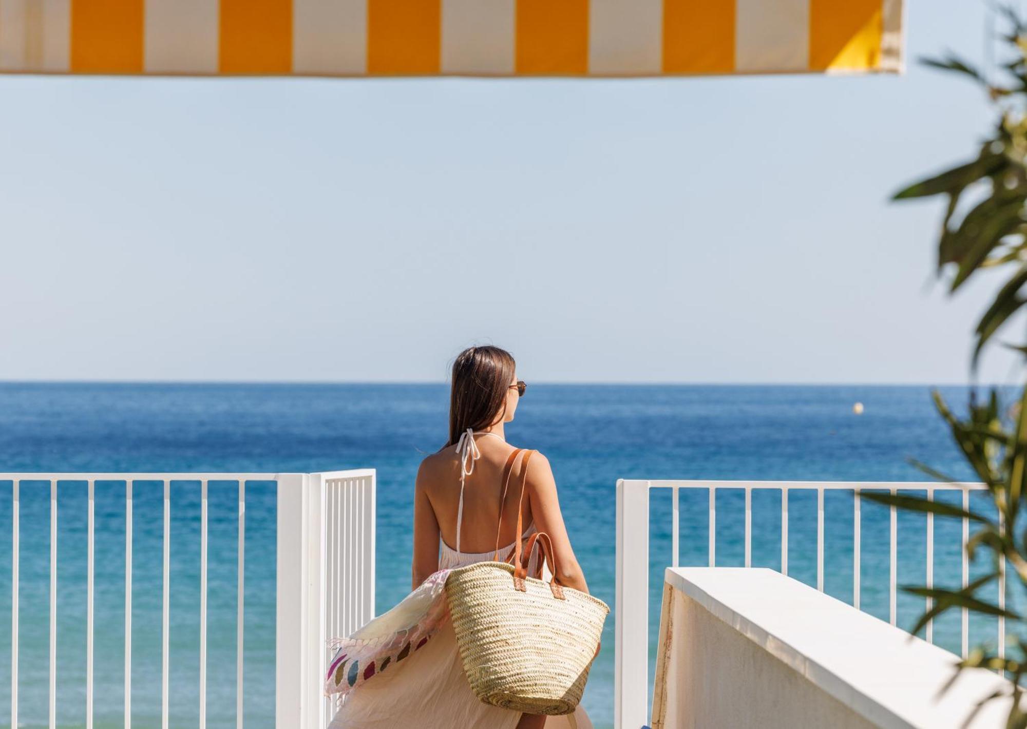 Belle Vue Hotel Cavalaire-sur-Mer Exterior foto