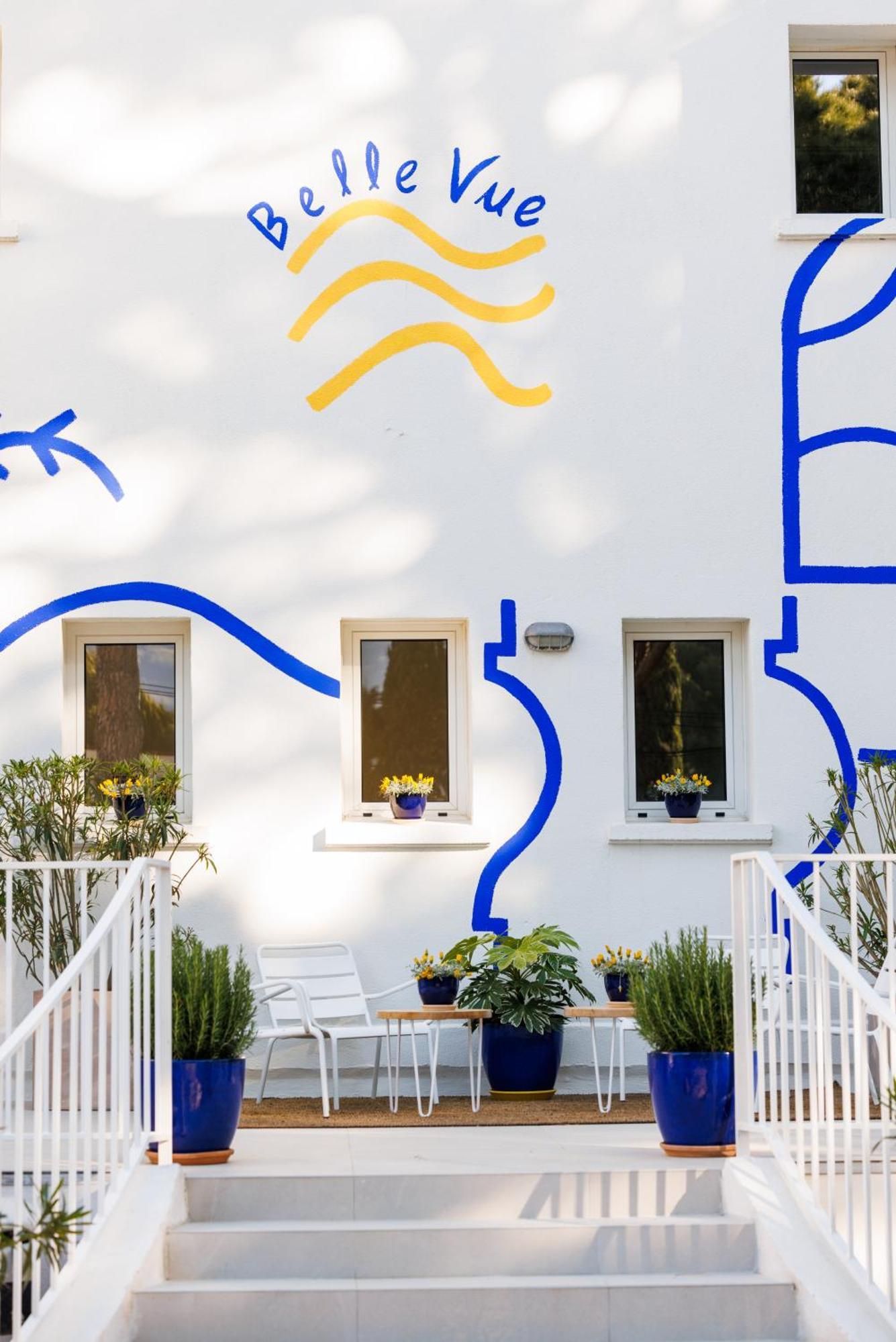 Belle Vue Hotel Cavalaire-sur-Mer Exterior foto