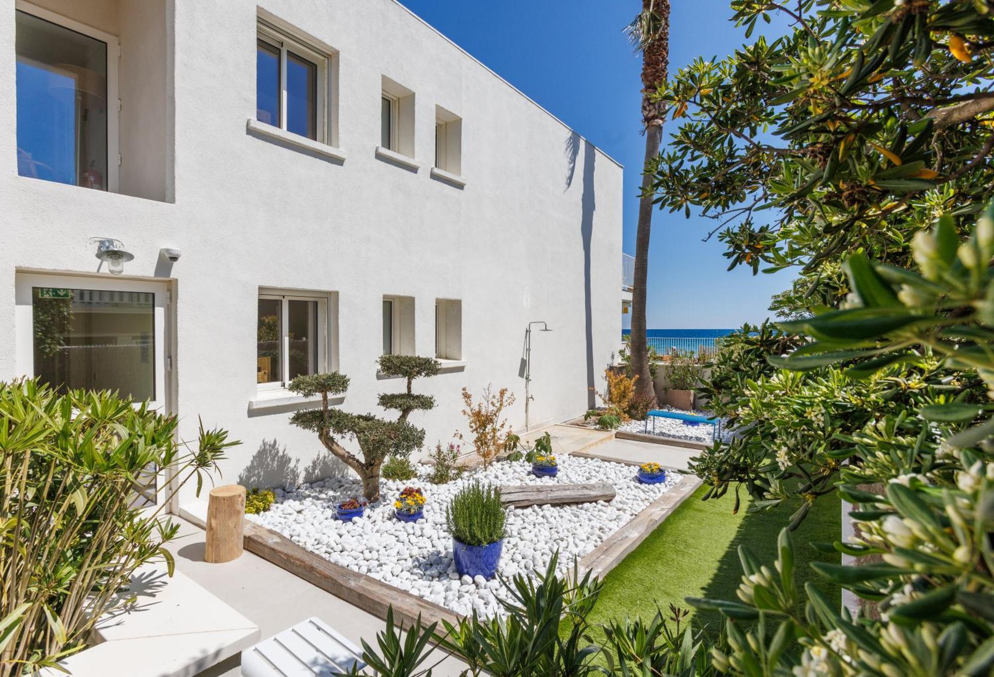 Belle Vue Hotel Cavalaire-sur-Mer Exterior foto